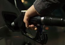 La gasolina se dispara: las gasolineras más baratas de Valencia