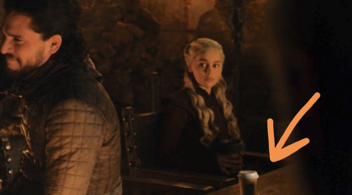Un vaso de café de Starbucks, se cuela por error en el último capítulo de Juego de Tronos gazapo