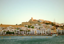 Deporte y naturaleza, los mejores planes para disfrutar Ibiza todo el año destinos