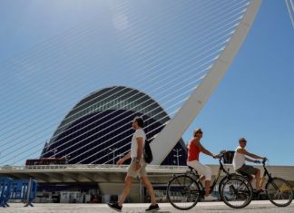 Valencia se enfrenta a un "arreón cálido" excepcional: qué es y cómo afectará