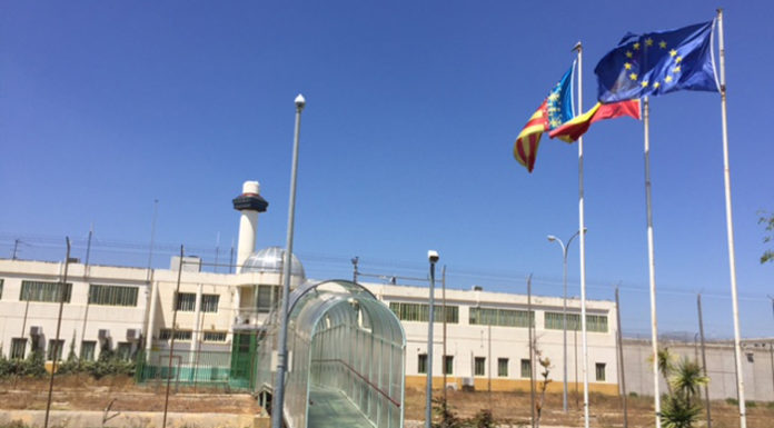 Dos presos se fugan de Picassent tras forzar los barrotes y descolgarse por sábanas Guardia Civil