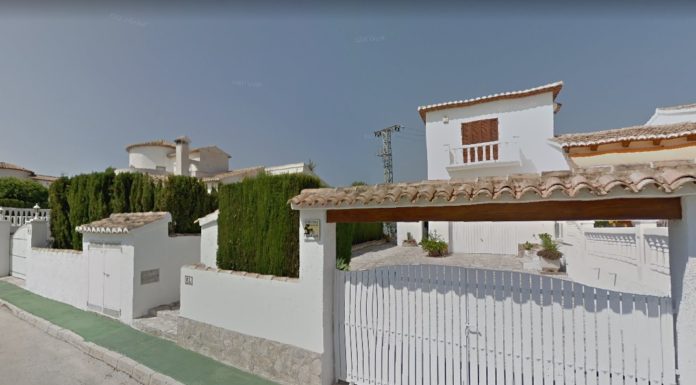 Un home mata a la seua dona i s’intenta suïcidar a Calp Calpe