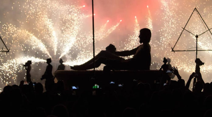 Valencia dispara esta noche el ‘Castell de Pals’, el primer castillo de la Plaza de la Reina El Castell de Pals es un tipo de disparo tradicional que estuvo en desuso durante años