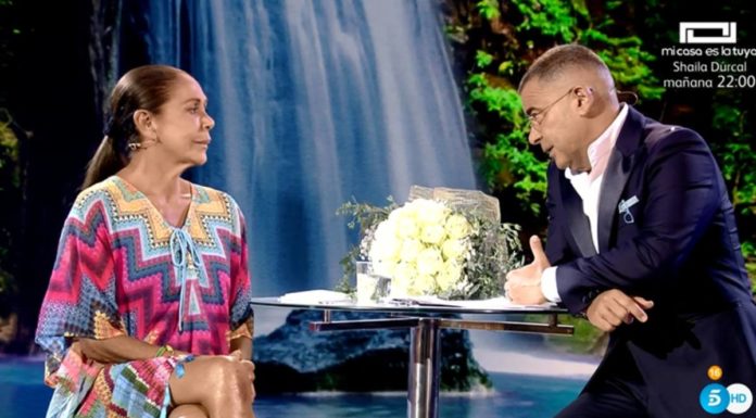 El kaftán de Isabel Pantoja casi agotado en la web de Dolores Cortés