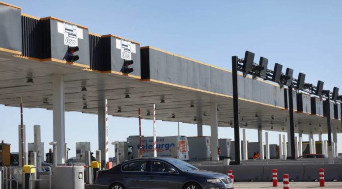El Govern proposa aplicar un peatge a totes les carreteres espanyola per a 2024 El Gobierno propone aplicar un peaje a todas las carreteras española para 2024