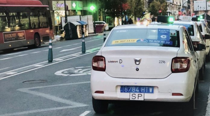 Calles cortadas y atascos en València por la manifestación de taxistas este martes Los taxi de Valencia suben los precios: estas serán las nuevas tarifas