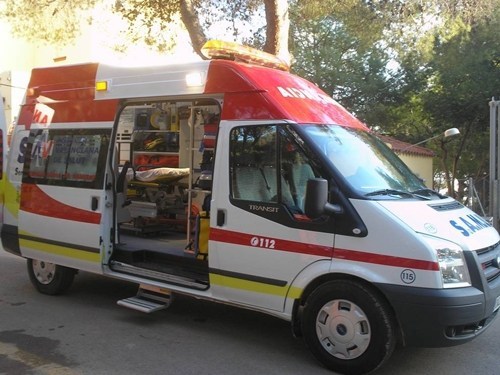 Un médico y un conductor de ambulancias, nuevas víctimas del coronavirus en Valencia