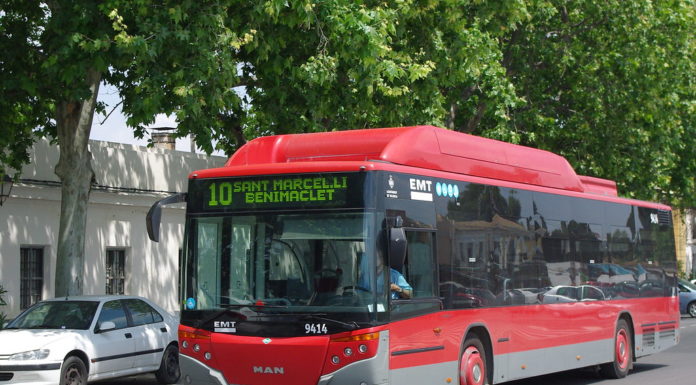 Todos los Santos | Cómo llegar a los diferentes cementerios de Valencia en autobús cementerio
