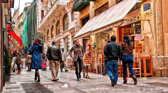 El comerç local del centre de València entra en perill d’extinció Santos