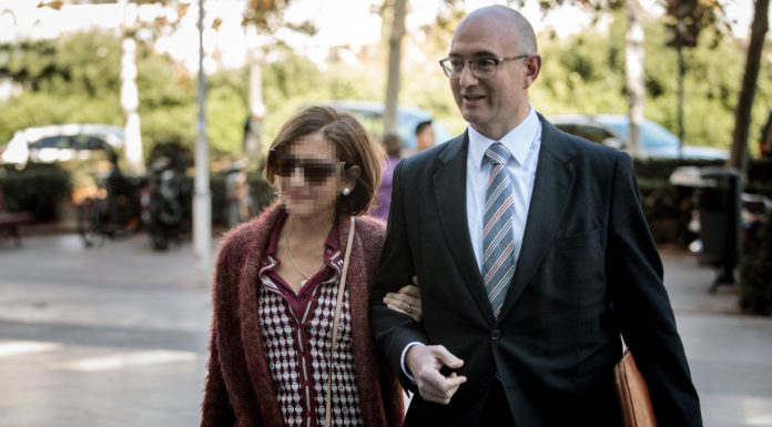 L’extrabajadora de l’EMT declara ser víctima d’una estafa EMT