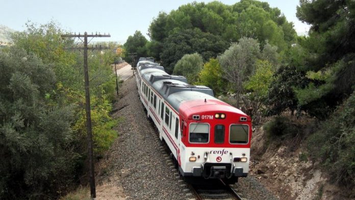 El Cercanías entre Valencia y Catarroja adelanta la fecha de reapertura