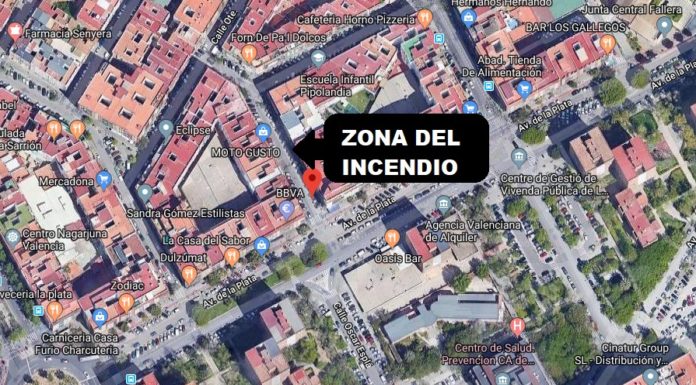 Tres ferits per inhalació de fum en un incendi a València incendio