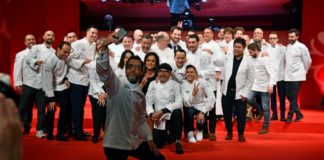 Quique Dacosta y otros chefs galardonados con Estrellas Michelín. Foto Guía Michelín