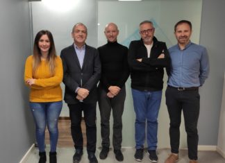 Equip de La Graella junt amb Toni Bernabé, Javier Solsona i Evarist Caselles