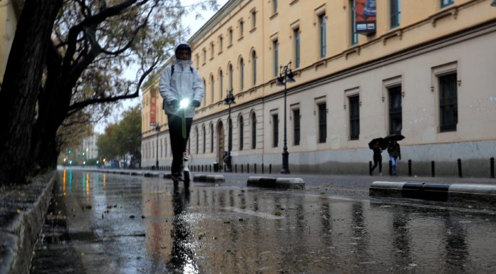 Herido un menor de Gandía al despeñarse con su patinete por un barranco Herido un menor de Gandía al despeñarse con su patinete por un barranco