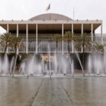 Fachada principal del Palau de la Música de Valencia.