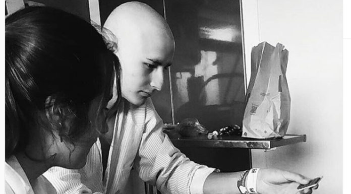 Crean una plataforma para ayudar a adolescentes que pasan largas temporadas en el hospital