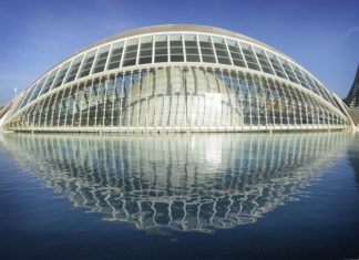 El Hemisfèric se transforma en un planetario gigante para ver las estrellas