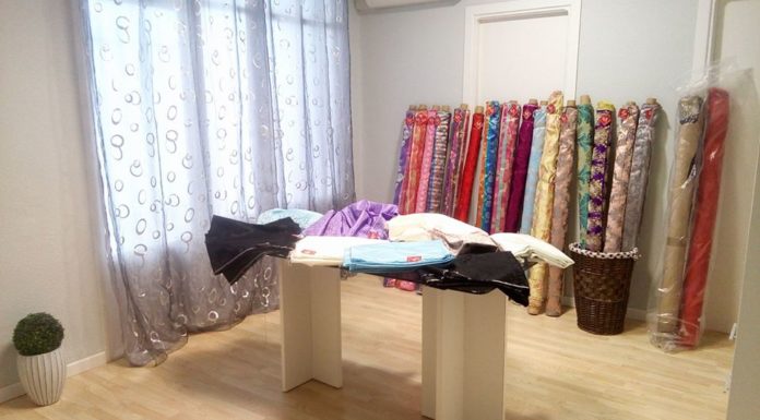 Cambio exprés para hacer la indumentaria de las falleras mayores de Valencia