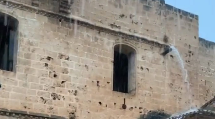 Vídeo de la caída de un rayo en la iglesia gótica de Xàbia