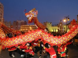 cabalgata del año nuevo chino en Valencia