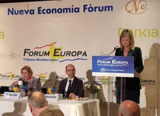 Gabriela Bravo en su intervención en el Fórum Europa.