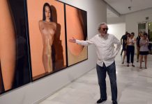 El artista Miquel Navarro en una de sus exposiciones.