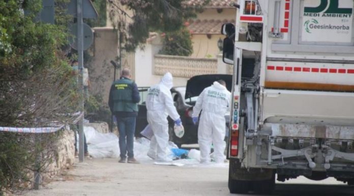 Degüellan a una mujer y la tiran a un contenedor en Moraira Contenedores dónde ha aparecido una mujer degollada en Moraira