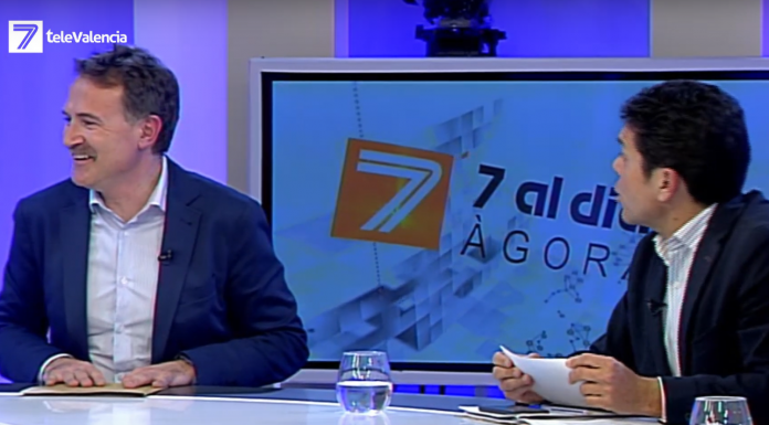 L’enginyosa resposta d’un regidor popular a Grezzi per riure’s d’ell després d’una confusió La ingeniosa respuesta de un concejal popular a Grezzi por reírse de él tras una confusión