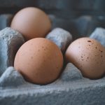Alerta por un macrobrote de salmonela provocado por huevos españoles