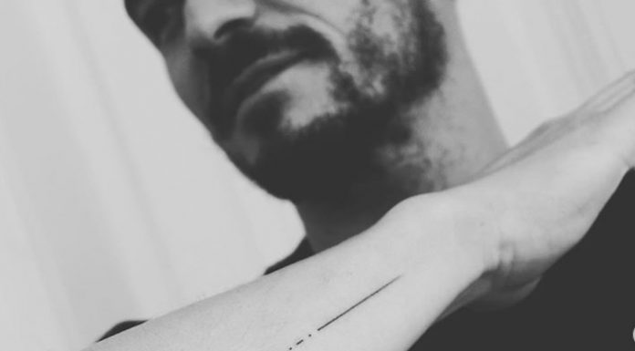 Orlando Bloom se tatúa mal el nombre de su hijo Flynn Orlando Bloom