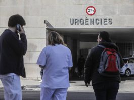 Multas de 5 euros por no ir a una cita médica: la polémica medida francesa que podría llegar a Valencia