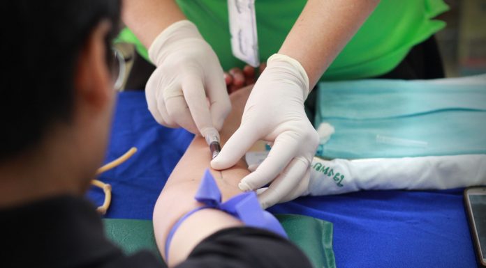 Santitat regala entradas de cine a los que donen sangre