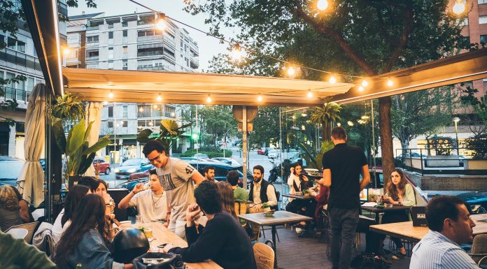 Ranking de las 37 acciones más comunes según su riesgo de contraer coronavirus Ranking de las 37 acciones más comunes según su riesgo de contraer coronavirus