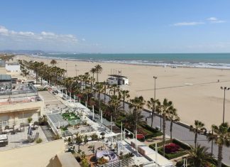 ¿Sabes por qué se conoce a la playa de Valencia como la Malvarrosa?