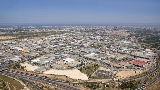 El Colegio de Ingenieros Industriales de la Comunitat Valenciana destaca además la necesidad de que la Ley de Industria priorice la dotación de suelo industrial cohesionado y con infraestructuras para la promoción industrial