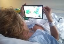 Los recién nacidos de la Fe conectan con sus familias a través de la tablet de la tablet