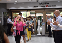 Así ha sido la emocionada reapertura de El Corte Inglés en Valencia