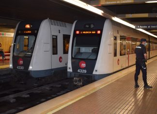 trenes y autobuses