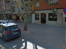 Detienen a un hombre tras intentar prenderse fuego en la puerta de una comisaría valenciana