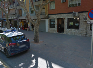 Detienen a un hombre tras intentar prenderse fuego en la puerta de una comisaría valenciana