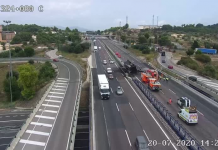 Cortan el by-pass de Paterna tras incendiarse un camión