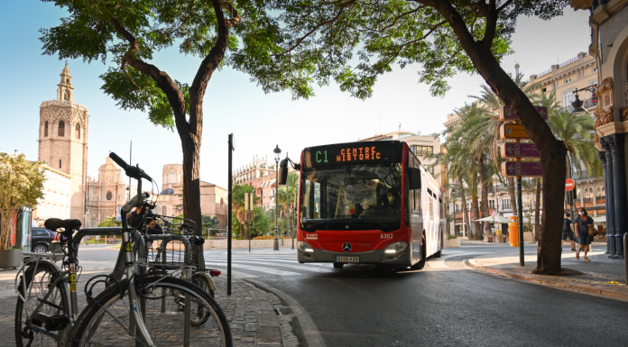 EMT prohibirá los patinetes eléctricos en sus autobuses