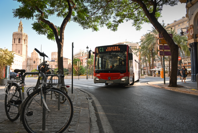 Valencia celebra el Día sin Coches con viajes gratis en metro, bus y tranvía
