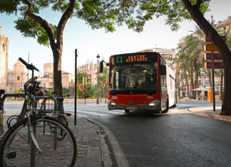 EMT prohibirá los patinetes eléctricos en sus autobuses