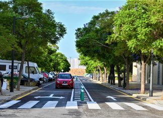 Dos calles de Valencia reducen la velocidad de circulación a 30 km/h
