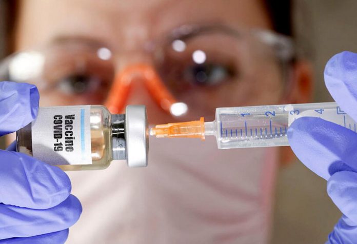 Astrazeneca y Oxford paralizan los ensayos de la vacuna contra el coronavirus