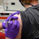 La vacunación en residencias concluye el próximo lunes y comenzará en Atención Primaria