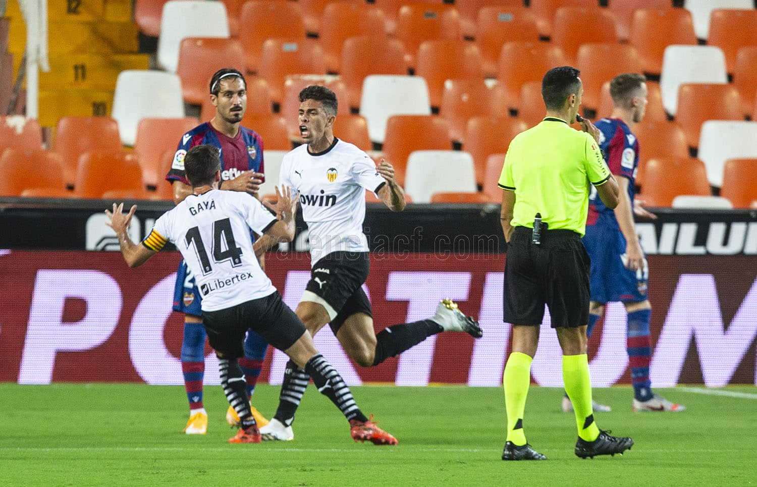 El Valencia CF empieza LaLiga ganando con 4 goles 7TeleValencia