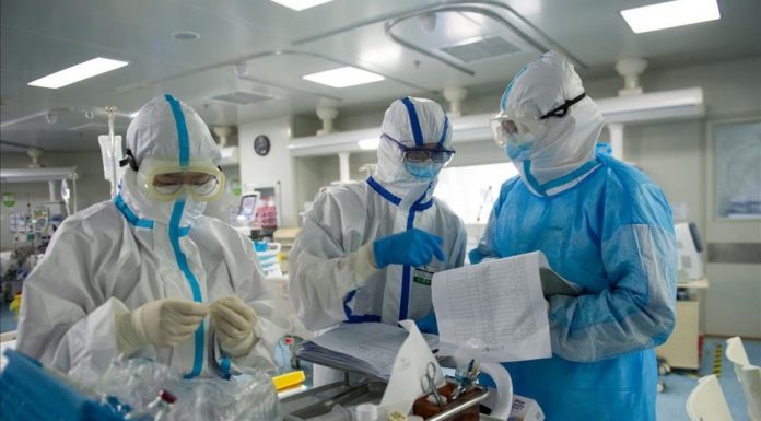 El coronavirus bat rècord de morts amb 70 víctimes mortals hores abans d’acabar l’any La Comunitat Valenciana alcanza los 2.000 fallecidos a causa de la pandemia